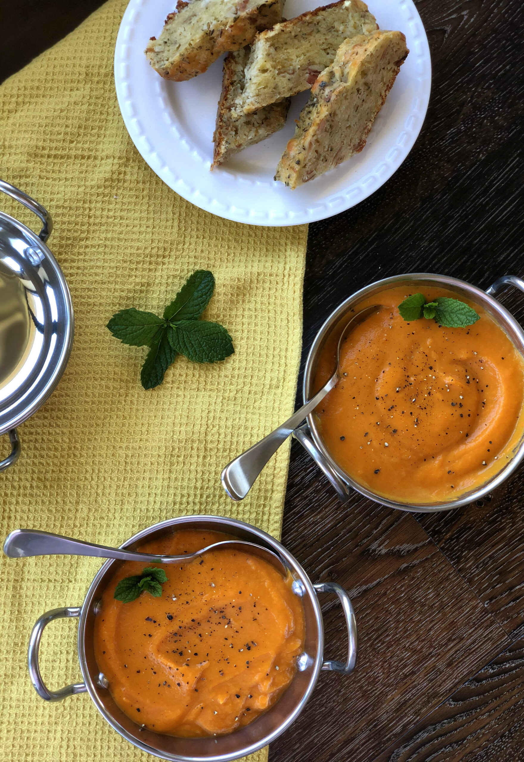 Carrot Soup with Fresh Slow Cooker Loaf 