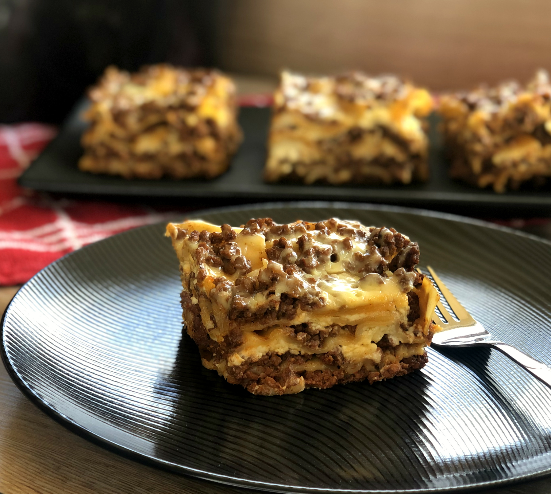 How to Make Easy Slow Cooker Lasagne with Cream Cheese