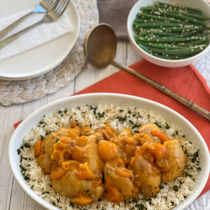 Slow Cooker Apricot Chicken 