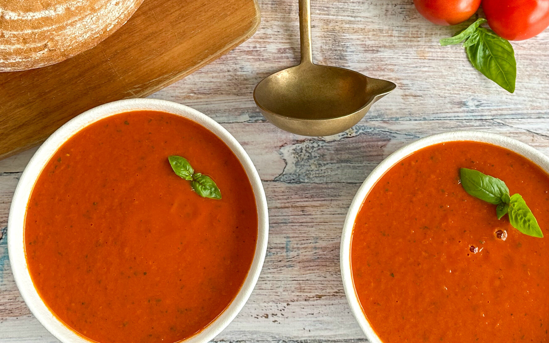 Slow Cooker Roasted Tomato and Basil Soup - Just Slow Cooker Recipes