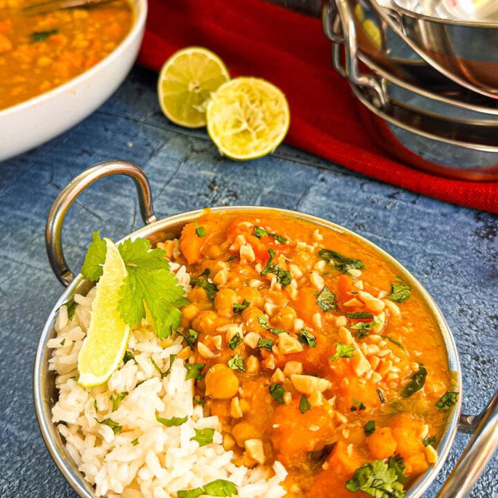 Slow Cooker Pumpkin and Chickpea Curry