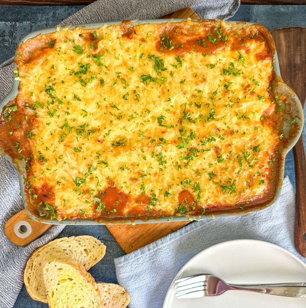 Slow cooker lentil and vegetable cottage pie