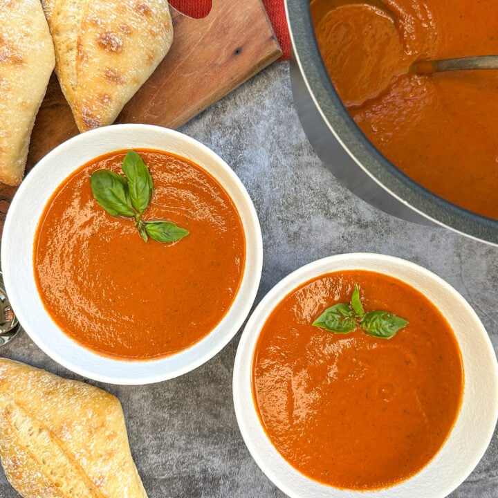 slow cooked tomato basil soup
