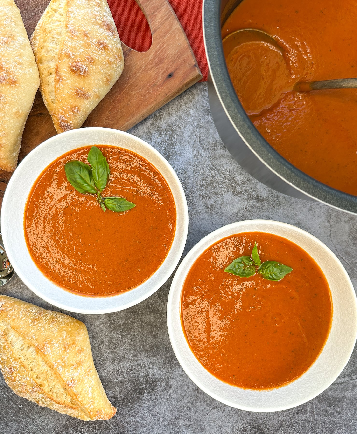 slow cooked tomato basil soup