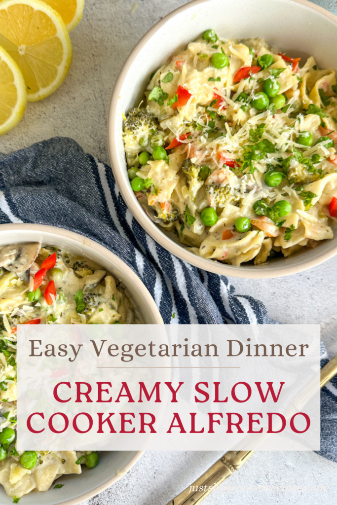 Easy Slow Cooker Vegetable Alfredo – Creamy Vegetarian Pasta Pinterest Pin