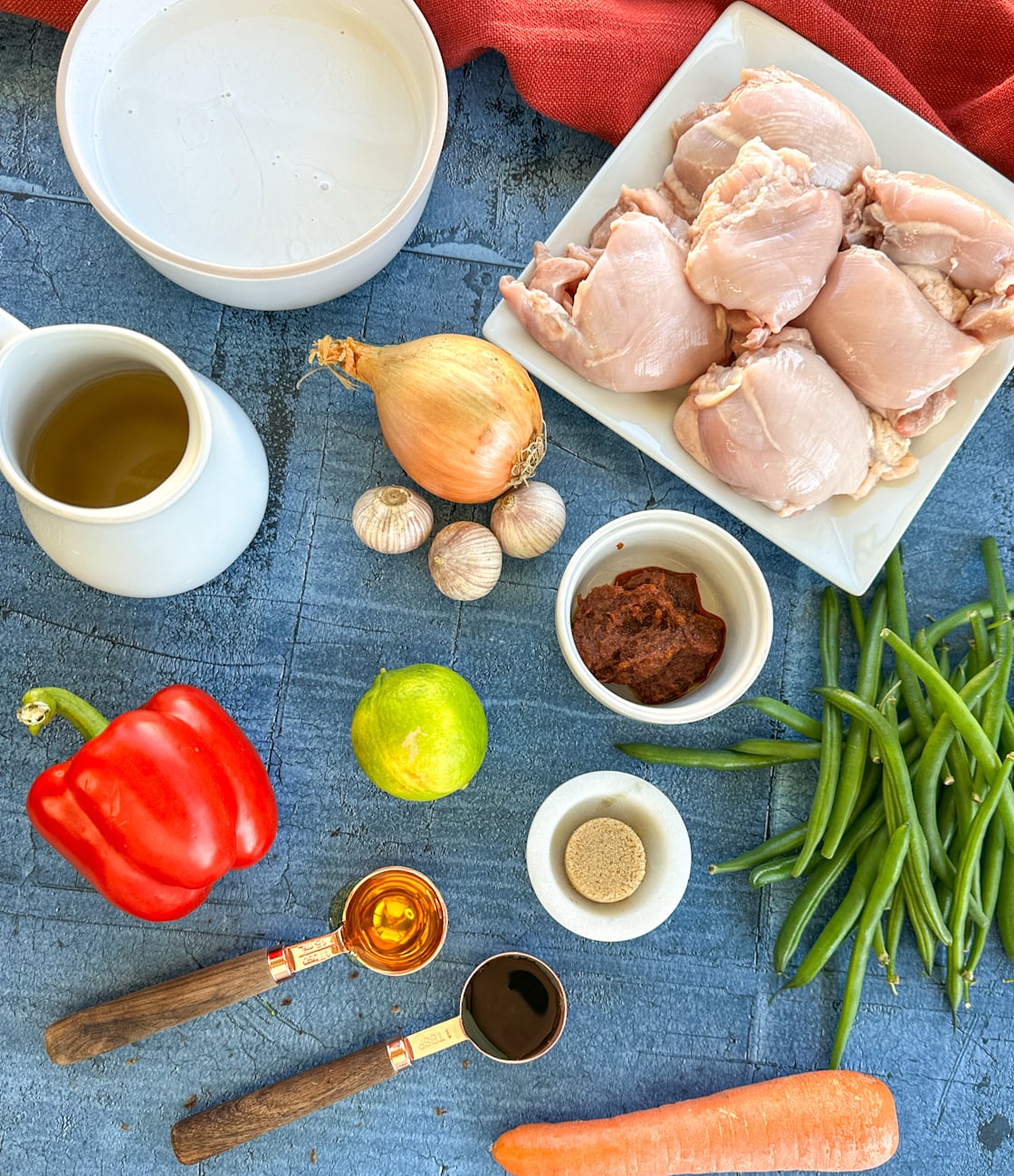 ingredients needed for a red thai chicken curry