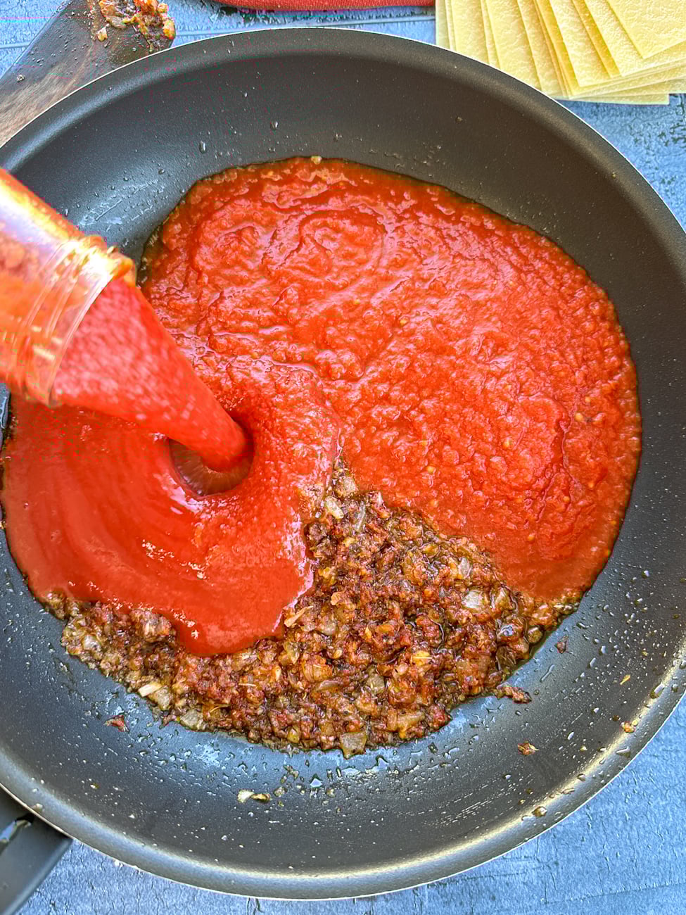 making the sauce for the vegetarian lasagna