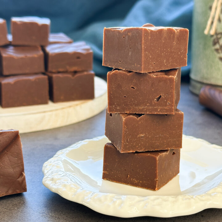 Slow Cooker Milk Chocolate Fudge