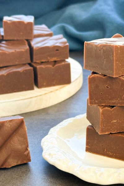 Slow Cooker Milk Chocolate Fudge by Just Slow Cooker Recipes